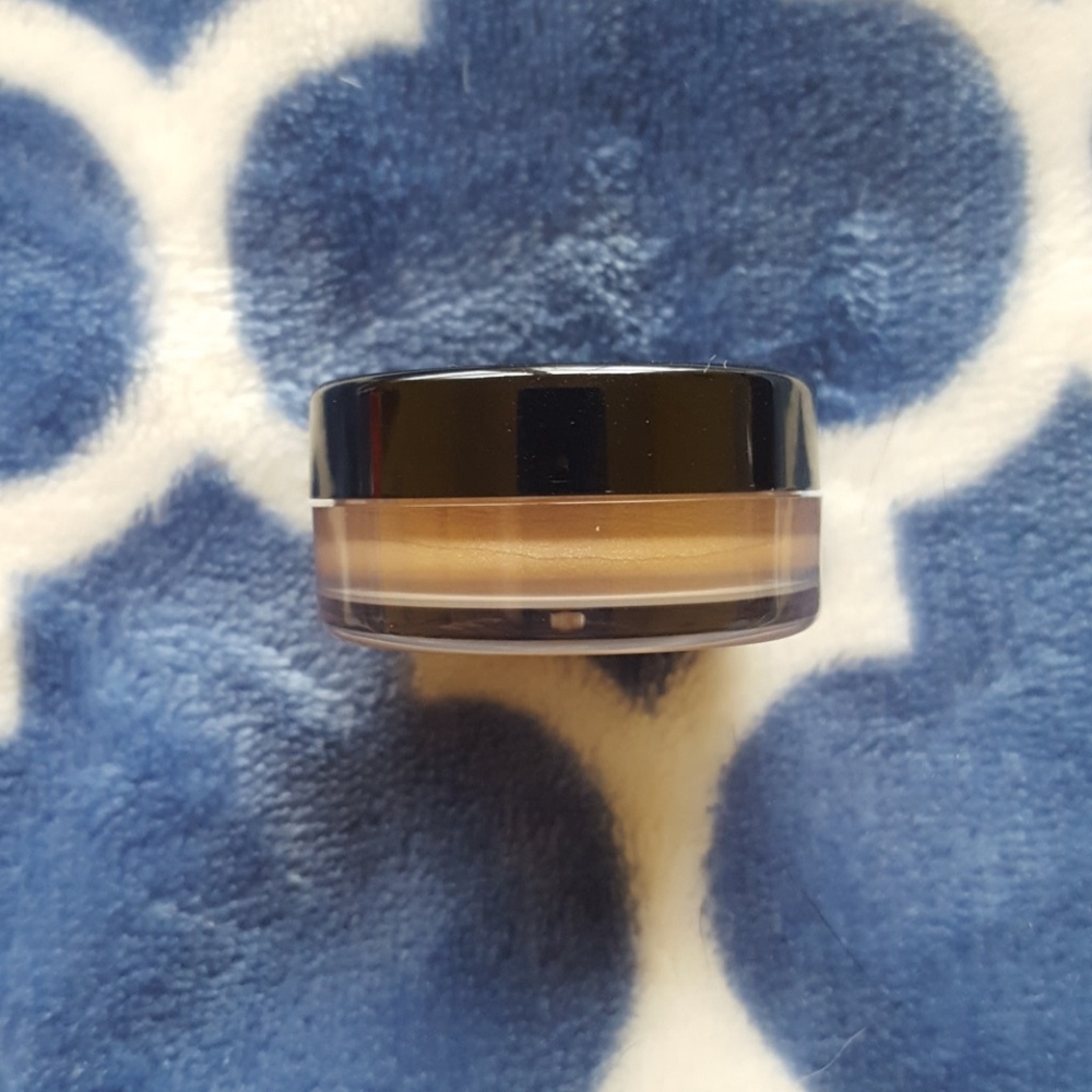 Mary kay cream eye color - beach blonde